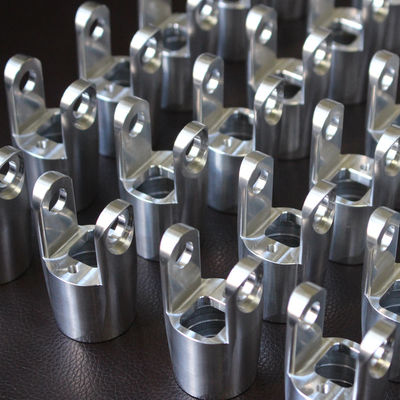 Быстрые части металла точности CNC Sandblasting анодируя широкие поверхностные варианты финиша