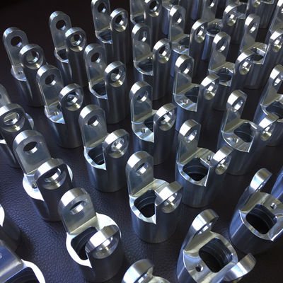 Быстрые части CNC подвергая механической обработке поворачивая, изготовленный на заказ алюминиевый CNC разделяют точность 0.01mm